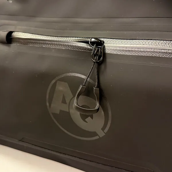 Marin & Fritid AQ duffelväska 50L svart vattentät