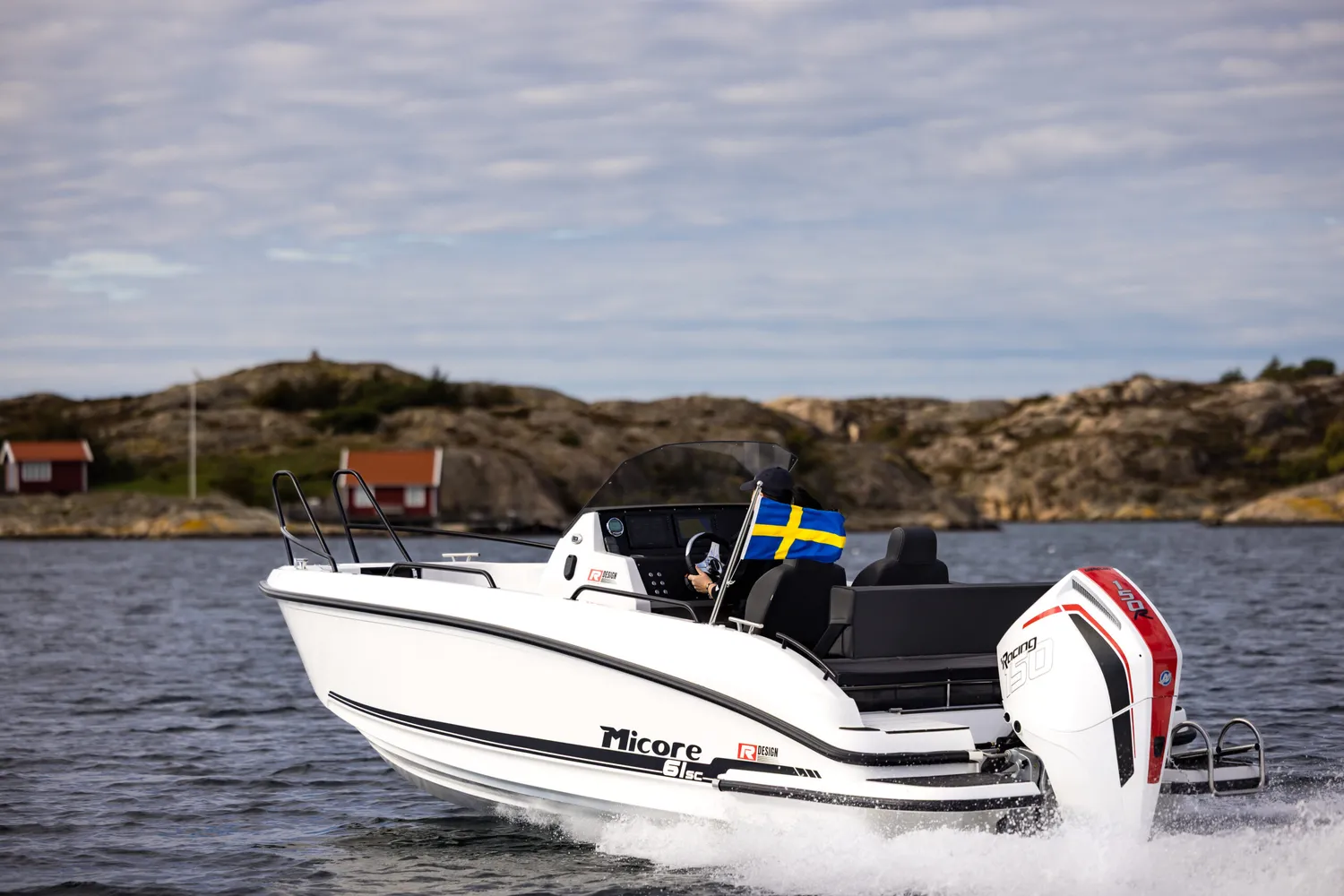Micore 61SC båt stabil sportbåt