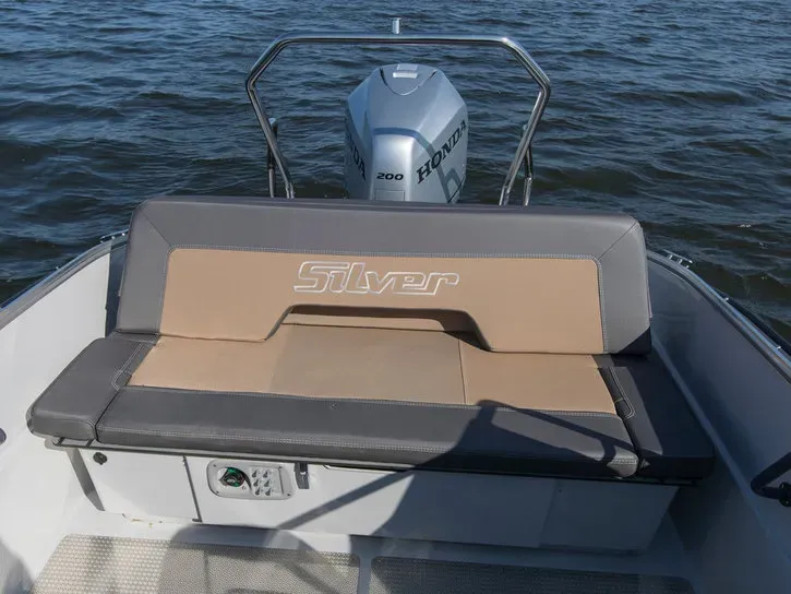 Marin & Fritid Eagle BR dynsats akter silver soldäck