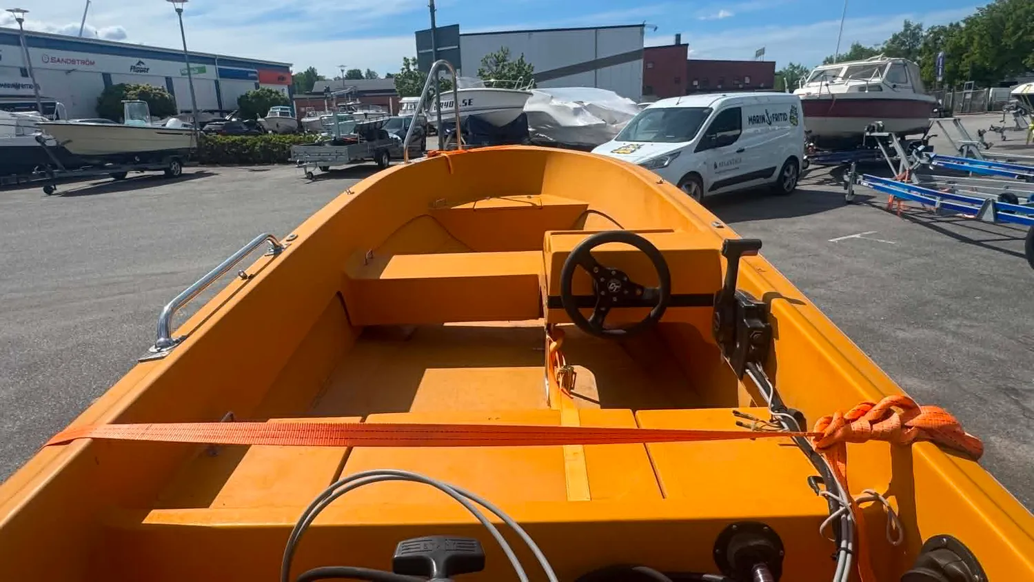 Vator 14R fritidsbåt enbart skrov stabil 1981