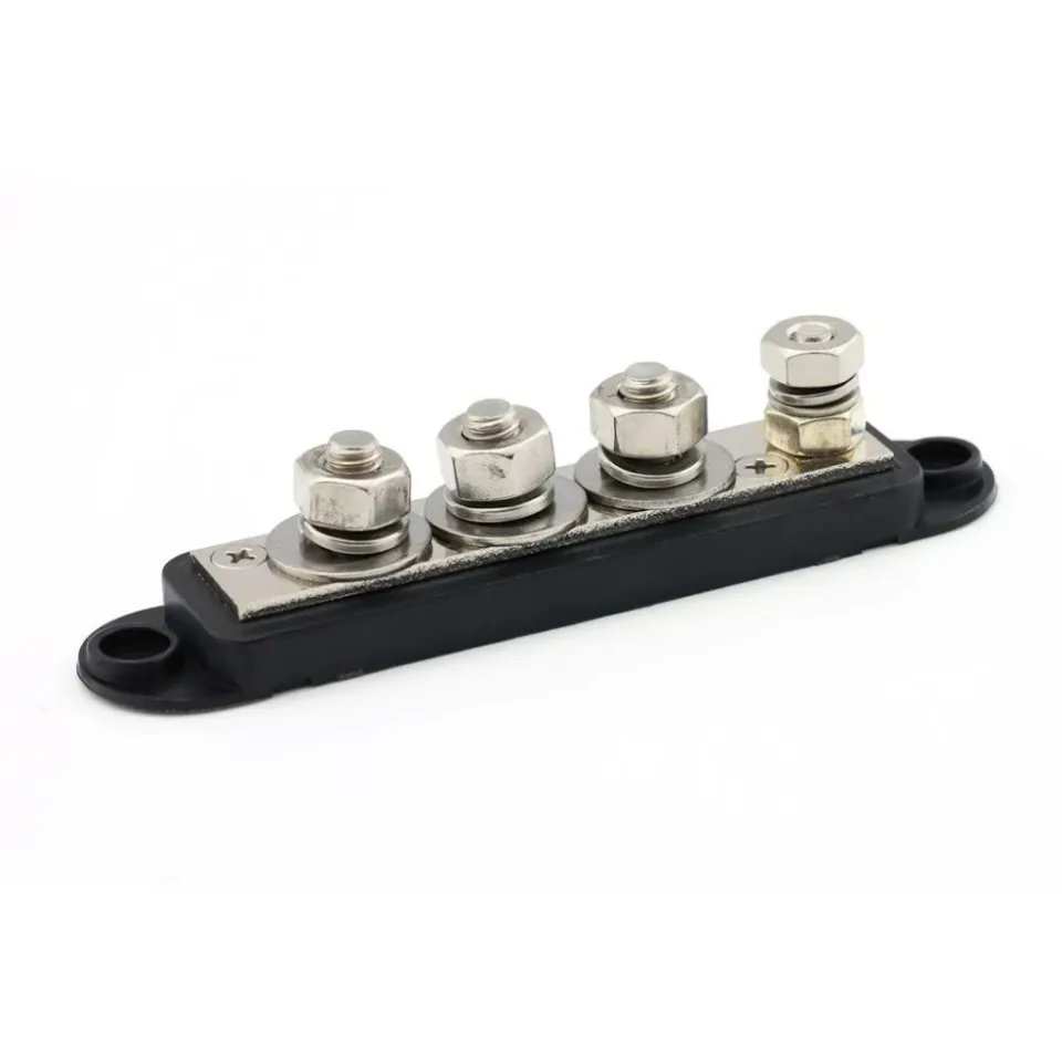 Marin & Fritid Kopplingsplint 3xM8 1xM6 250A 4-vägs