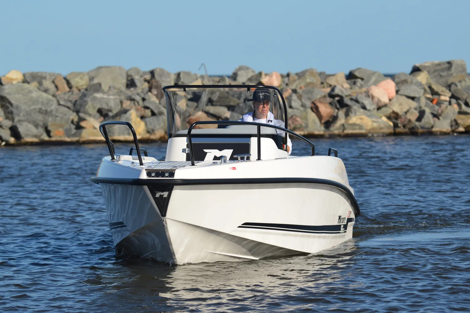 Micore 51cc styrpulpetbåt 5 m R-design sportig