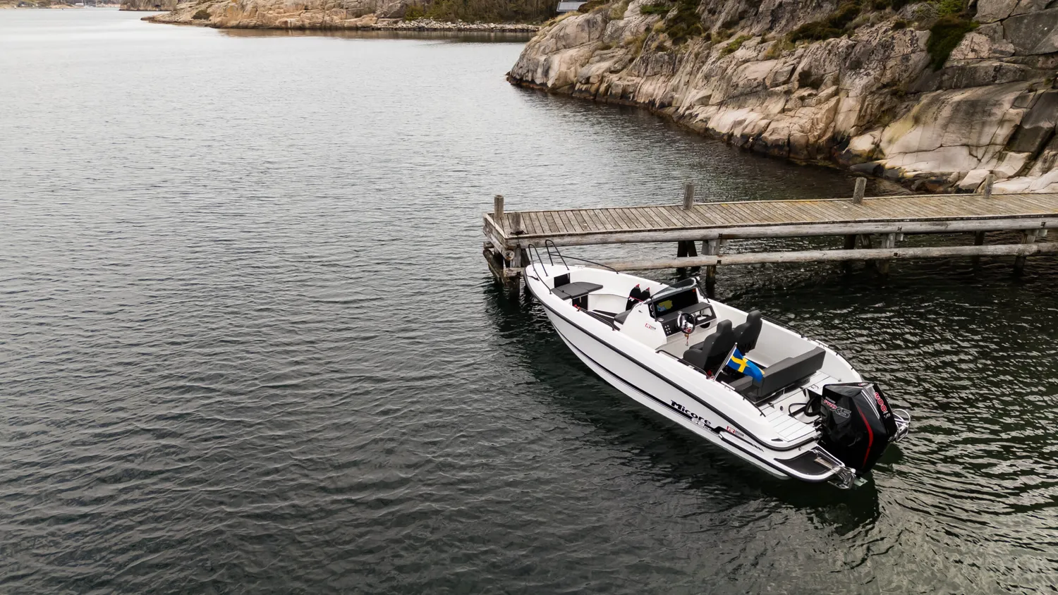 Micore 68cc centerkonsolbåt flaggskepp R-design