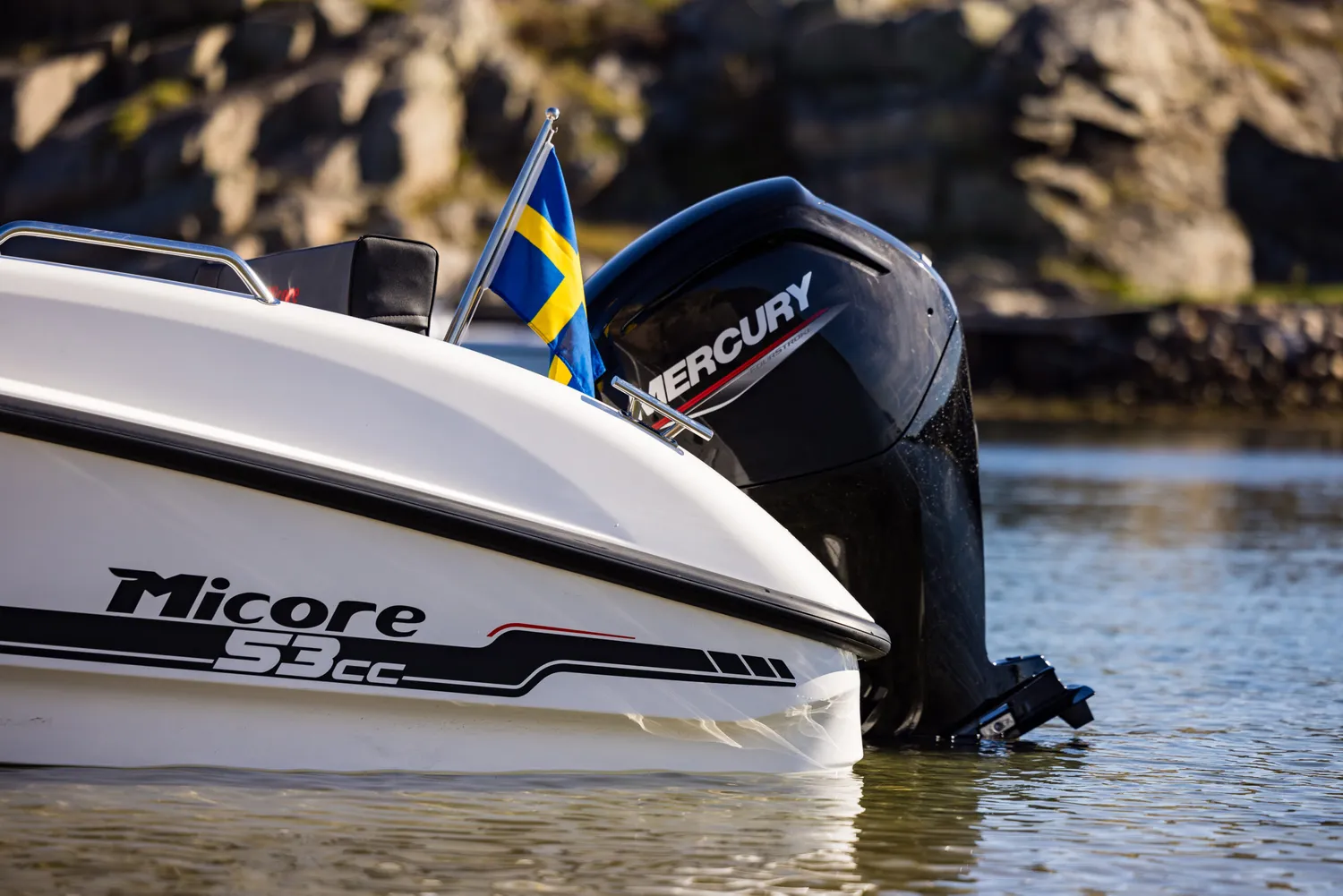 Micore 53cc styrpulpetbåt lättrailad