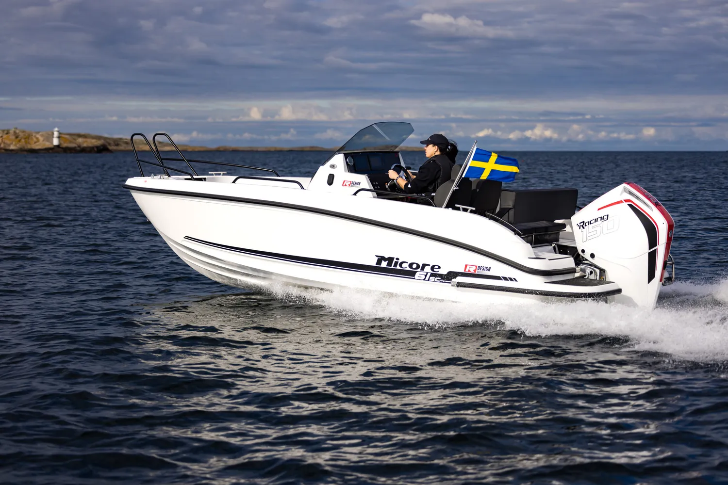 Micore 61SC båt stabil sportbåt
