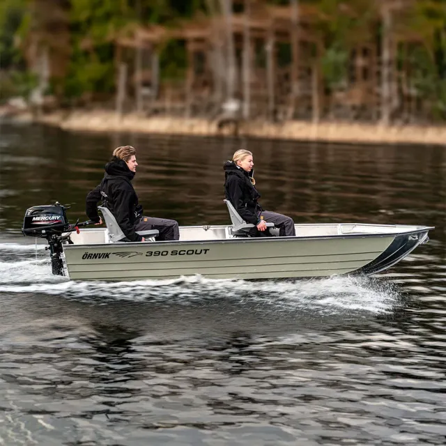 Örnvik 390 Scout öppen båt lättkörd skärgård