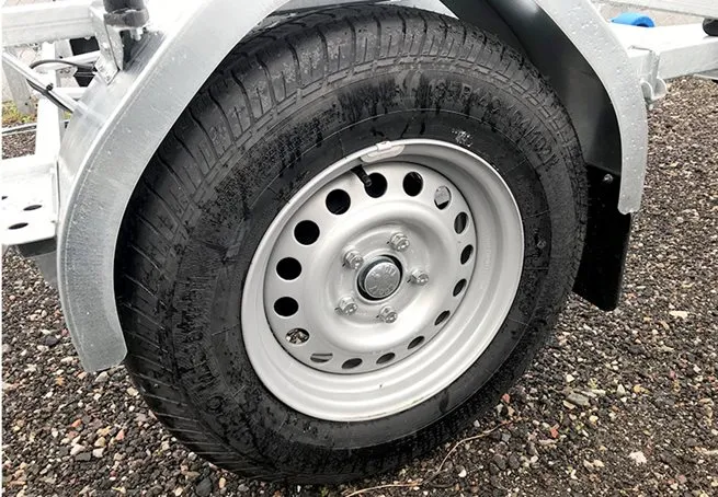 Marin & Fritid däck 185R14C 8PR med fälg 5-bult