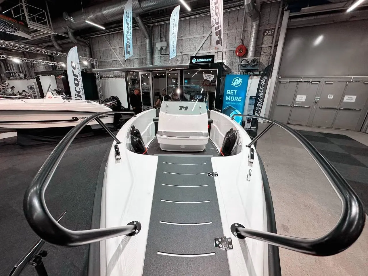 Micore 50CC båt 5 meter styrpulpet