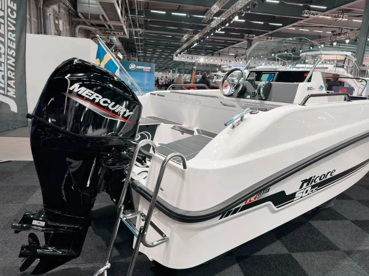 Micore 50CC båt 5 meter styrpulpet