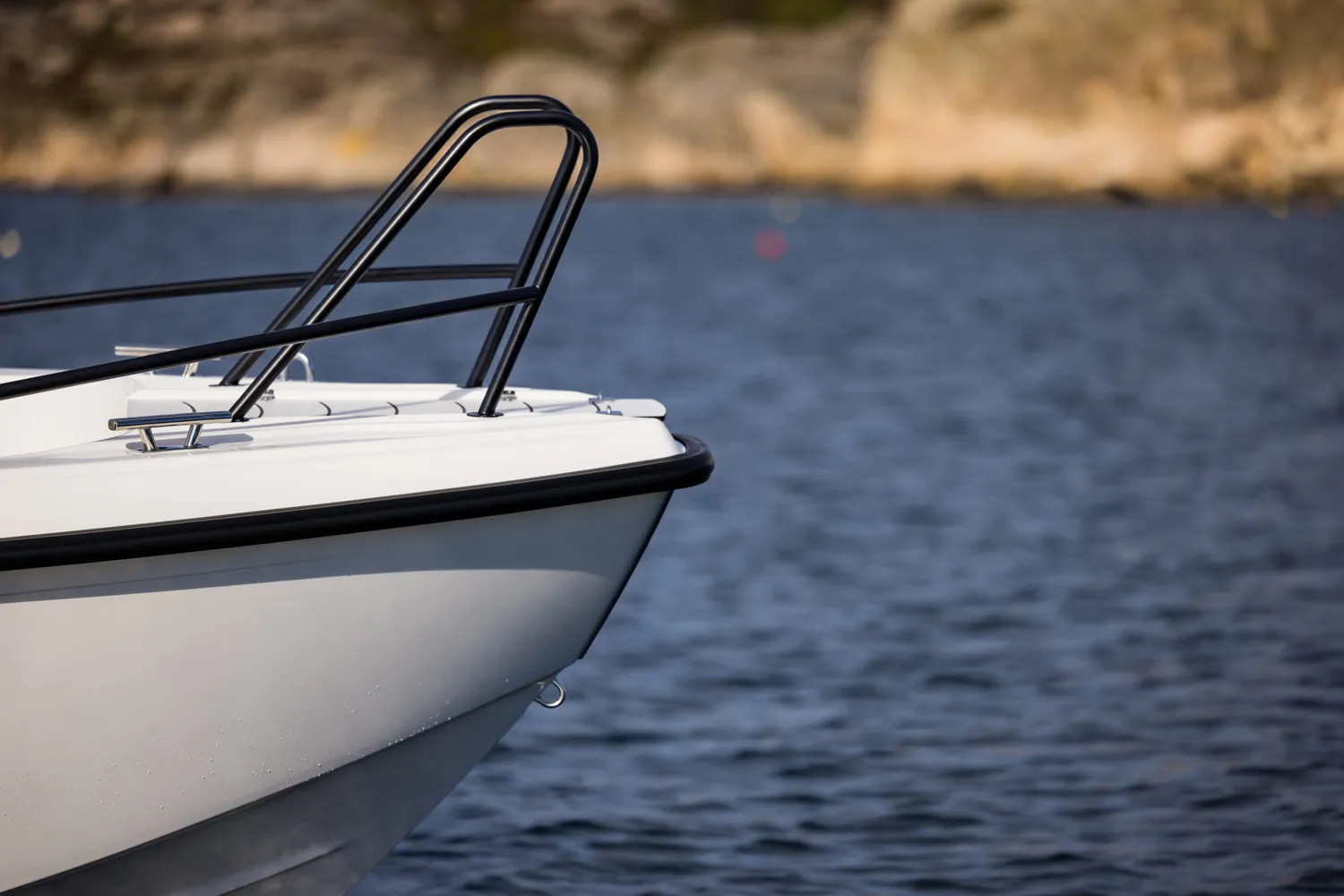 Micore Boats 61BR bowrider 6 meter med badplattform