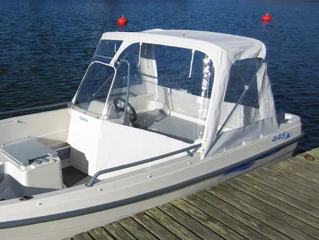 Marin & Fritid Terhi 445 C/450 C akterkapell