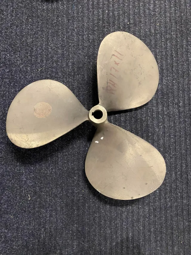 Marin & Fritid mässingpropeller blandade storlekar