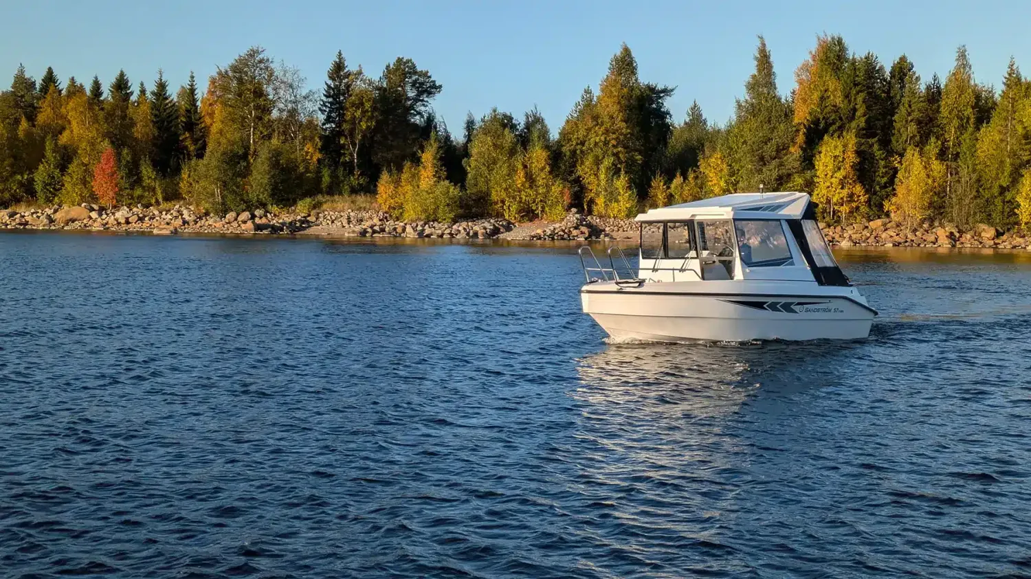 Skärgårdsvarvet Sandström Ultra 57 Cabin hyttbåt sjöduglig
