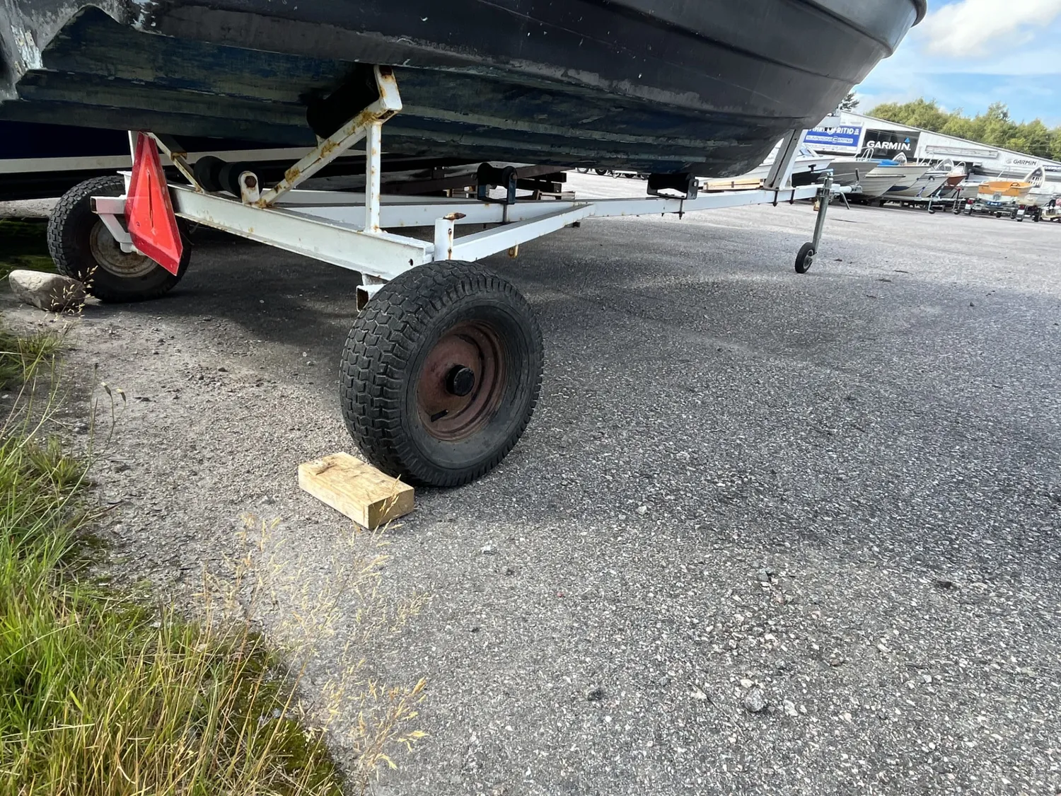 Marin & Fritid Båtupptagningsvagn begagnad båttrailer