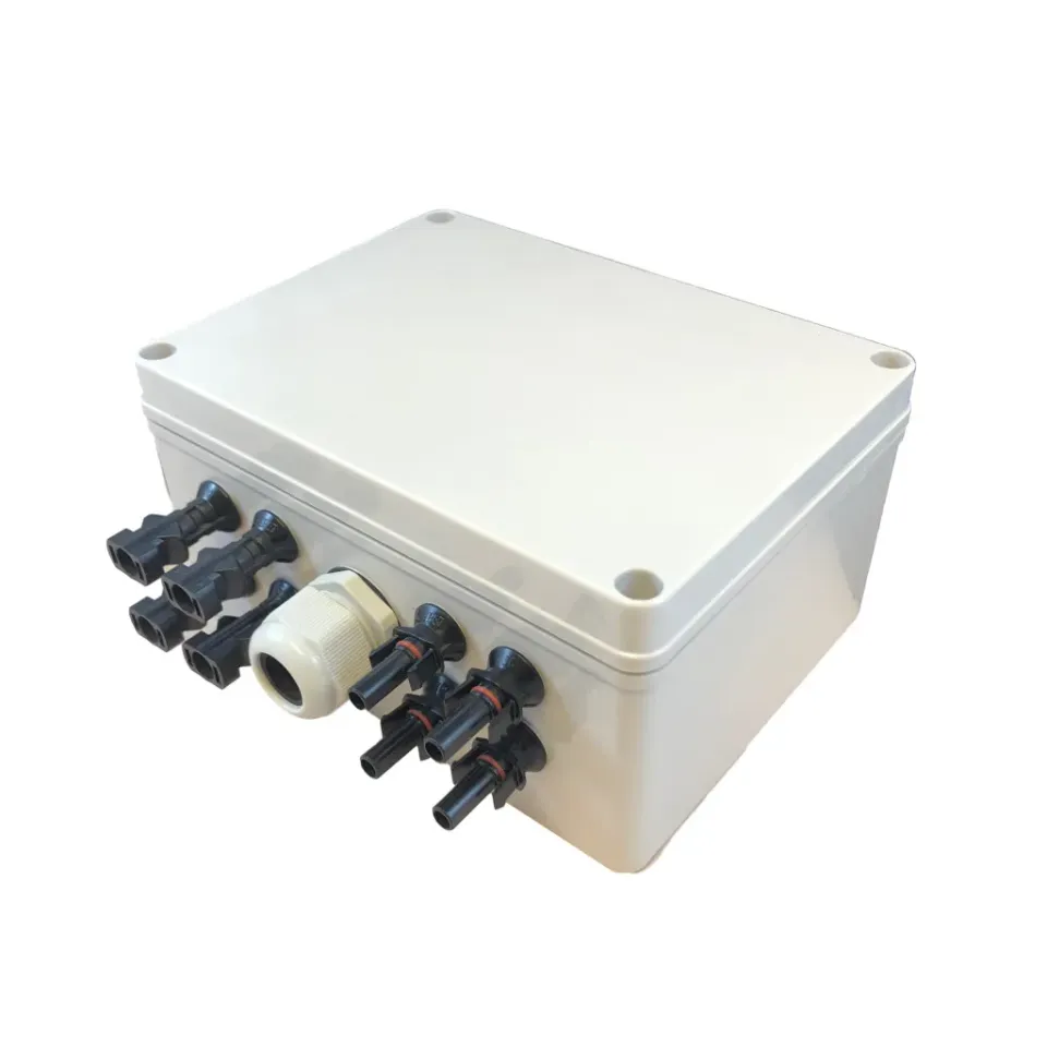 Marin & Fritid Kopplingsbox Solcell 4-in 1-ut MC4