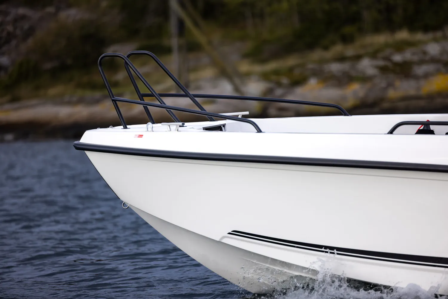 Micore 68cc centerkonsolbåt flaggskepp R-design